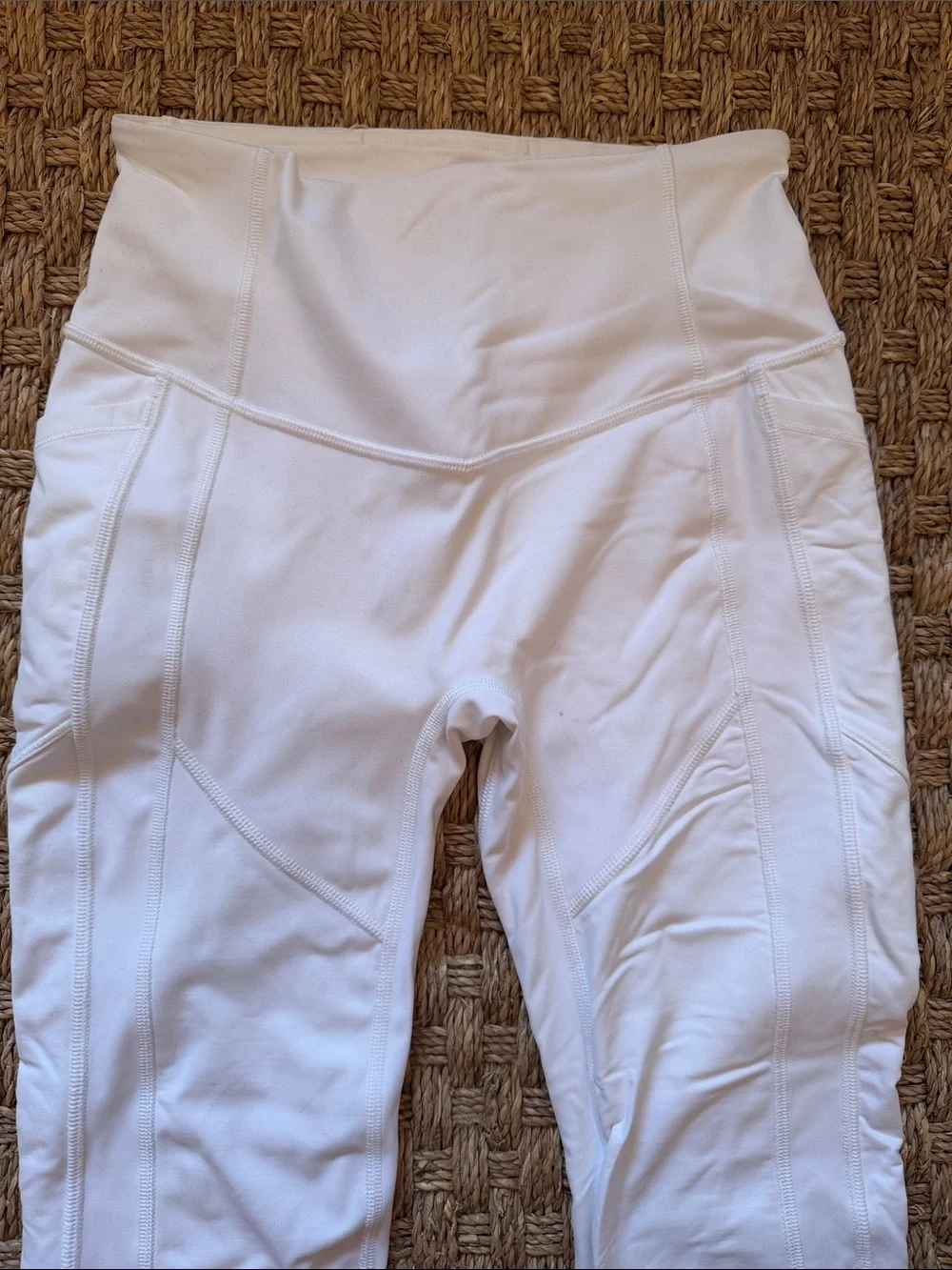 lululemon White High-Waist Athletic Leggings with Pockets Size 4